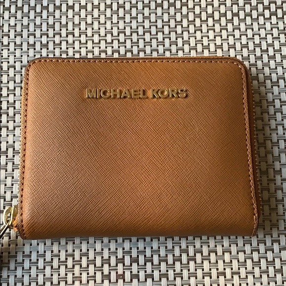 Michael Kors Handbags - Michael Kors Wallet